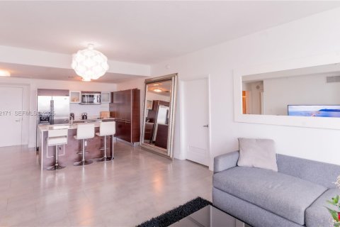 Купить кондоминиум в Майами, Флорида 2 спальни, 100.71м2, № 2034983 - фото 8