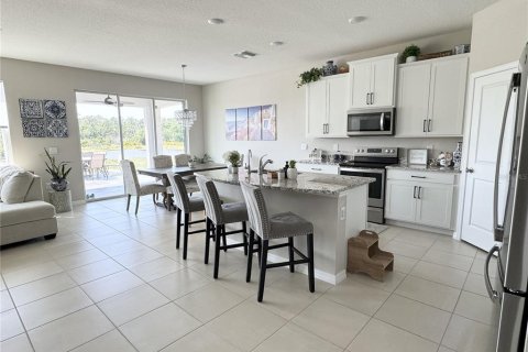 Casa en alquiler en Wesley Chapel, Florida, 5 dormitorios, 256.04 m2 № 1837008 - foto 7