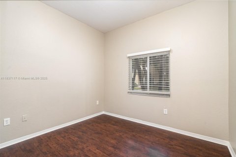 Townhouse in Homestead, Florida 4 bedrooms, 191.19 sq.m. № 1823723 - photo 11