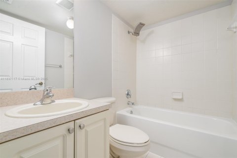 Townhouse in Homestead, Florida 4 bedrooms, 191.19 sq.m. № 1823723 - photo 14