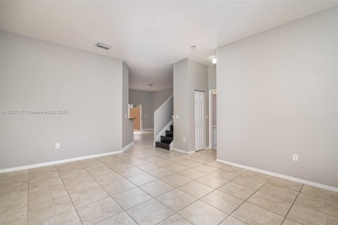 Townhouse in Homestead, Florida 4 bedrooms, 191.19 sq.m. № 1823723 - photo 2