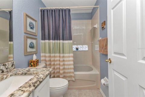 House in Punta Gorda, Florida 2 bedrooms, 128.39 sq.m. № 1803084 - photo 19
