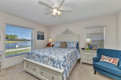 House in Punta Gorda, Florida 2 bedrooms, 128.39 sq.m. № 1803084 - photo 13
