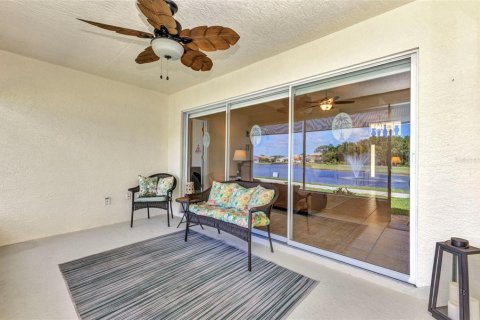 House in Punta Gorda, Florida 2 bedrooms, 128.39 sq.m. № 1803084 - photo 10
