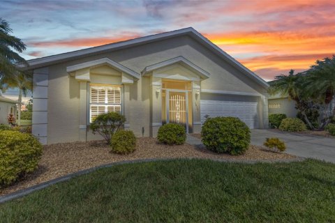 House in Punta Gorda, Florida 2 bedrooms, 128.39 sq.m. № 1803084 - photo 1