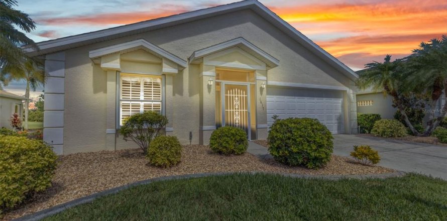 House in Punta Gorda, Florida 2 bedrooms, 128.39 sq.m. № 1803084