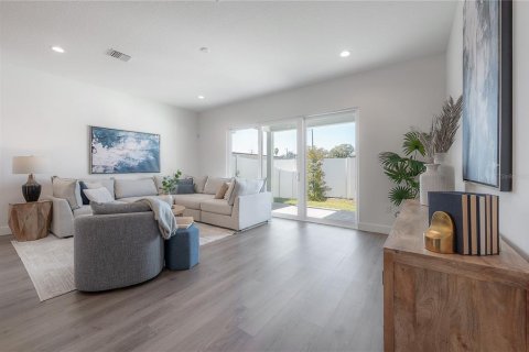 Touwnhouse à vendre à Tampa, Floride: 3 chambres, 189.06 m2 № 2200340 - photo 18