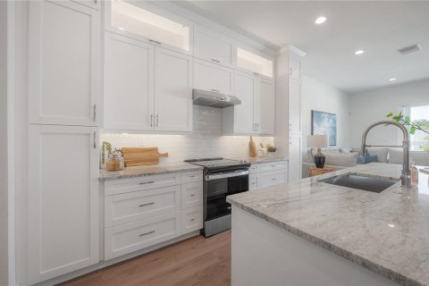 Touwnhouse à vendre à Tampa, Floride: 3 chambres, 189.06 m2 № 2200340 - photo 15
