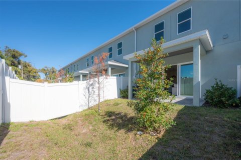 Touwnhouse à vendre à Tampa, Floride: 3 chambres, 189.06 m2 № 2200340 - photo 24