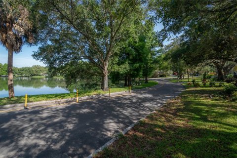 Touwnhouse à vendre à Tampa, Floride: 3 chambres, 189.06 m2 № 2200340 - photo 4