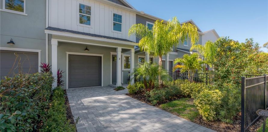 Touwnhouse à Tampa, Floride 3 chambres, 189.06 m2 № 2200340