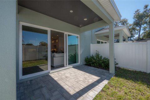 Touwnhouse à vendre à Tampa, Floride: 3 chambres, 189.06 m2 № 2200340 - photo 25