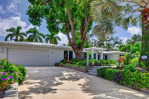 Villa ou maison à vendre à Sarasota, Floride: 4 chambres, 341.42 m2 № 2312405 - photo 3