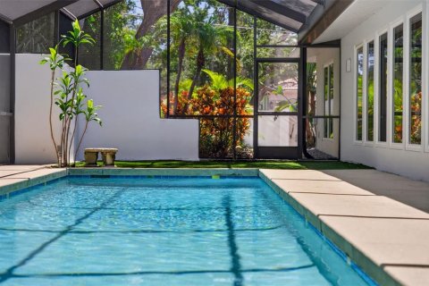 Villa ou maison à vendre à Sarasota, Floride: 4 chambres, 341.42 m2 № 2312405 - photo 6