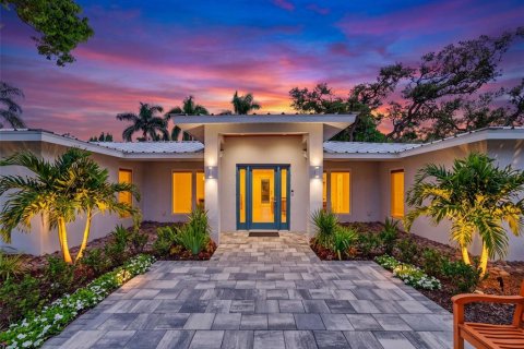 Villa ou maison à vendre à Sarasota, Floride: 4 chambres, 341.42 m2 № 2312405 - photo 5