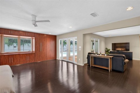Villa ou maison à vendre à Sarasota, Floride: 4 chambres, 341.42 m2 № 2312405 - photo 27