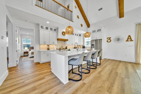 Купить виллу или дом в Санта Роза Бич, Флорида 5 спален, 293.2м2, № 561447 - фото 1