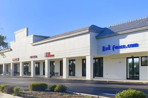 Immobilier commercial à louer à Punta Gorda, Floride № 212769 - photo 2