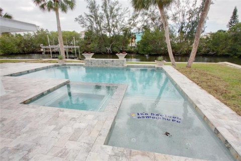 Villa ou maison à louer à Sarasota, Floride: 4 chambres, 222.22 m2 № 1724968 - photo 11