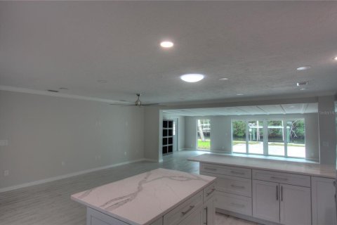 Villa ou maison à louer à Sarasota, Floride: 4 chambres, 222.22 m2 № 1724968 - photo 7