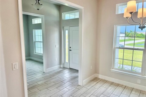 House in Port Charlotte, Florida 4 bedrooms, 201.51 sq.m. № 1342669 - photo 17