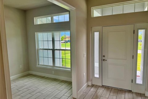 House in Port Charlotte, Florida 4 bedrooms, 201.51 sq.m. № 1342669 - photo 12