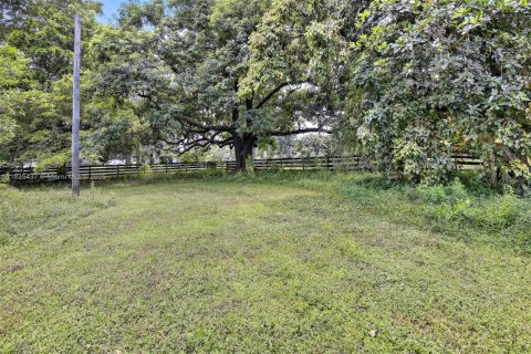 House in Davie, Florida 3 bedrooms, 171.13 sq.m. № 1858870 - photo 22