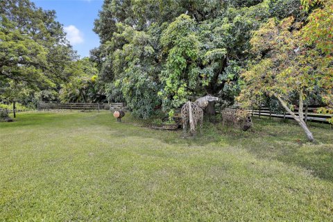 House in Davie, Florida 3 bedrooms, 171.13 sq.m. № 1858870 - photo 27