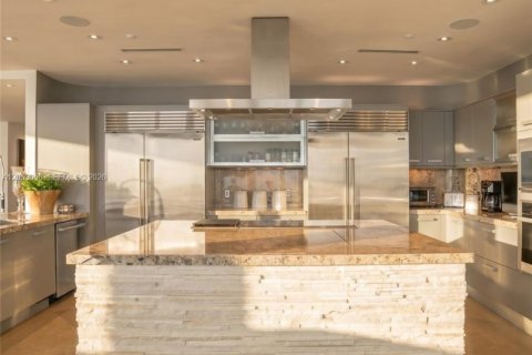 Condo in Miami Beach, Florida, 3 bedrooms № 2180071 - photo 17