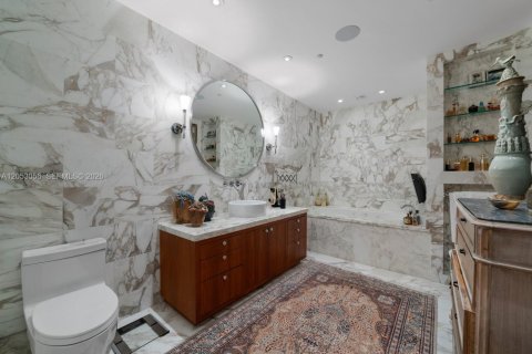 Condo in Miami Beach, Florida, 3 bedrooms № 2180071 - photo 27