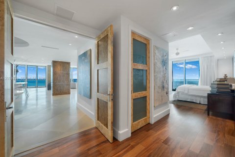 Condo in Miami Beach, Florida, 3 bedrooms № 2180071 - photo 24