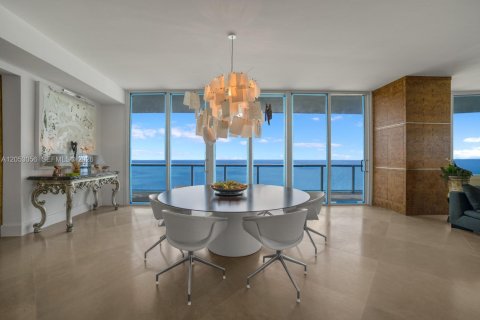 Condo in Miami Beach, Florida, 3 bedrooms № 2180071 - photo 18