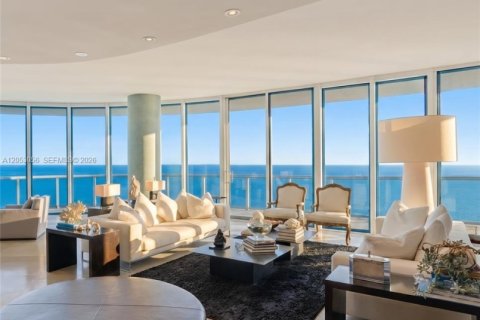 Condo in Miami Beach, Florida, 3 bedrooms № 2180071 - photo 4
