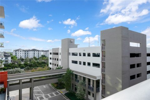 Condominio en alquiler en Doral, Florida, 1 dormitorio, 91.88 m2 № 2007859 - foto 7