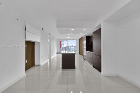 Condominio en alquiler en Doral, Florida, 1 dormitorio, 91.88 m2 № 2007859 - foto 13