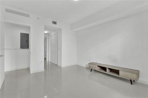 Condominio en alquiler en Doral, Florida, 1 dormitorio, 91.88 m2 № 2007859 - foto 25