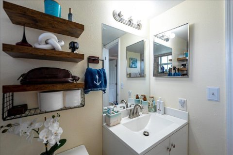 Condominio en venta en Port St. Lucie, Florida, 2 dormitorios, 72.65 m2 № 2077879 - foto 15