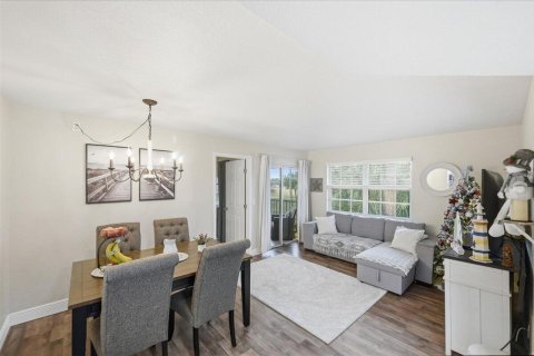 Condominio en venta en Port St. Lucie, Florida, 2 dormitorios, 72.65 m2 № 2077879 - foto 19