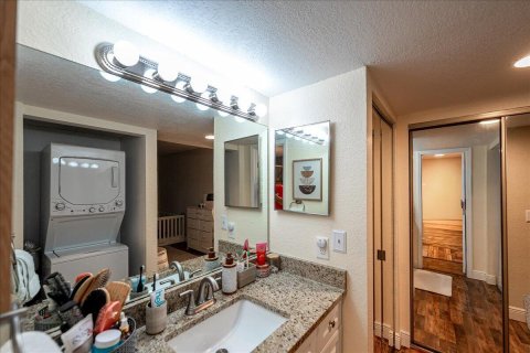 Condominio en venta en Port St. Lucie, Florida, 2 dormitorios, 72.65 m2 № 2077879 - foto 23