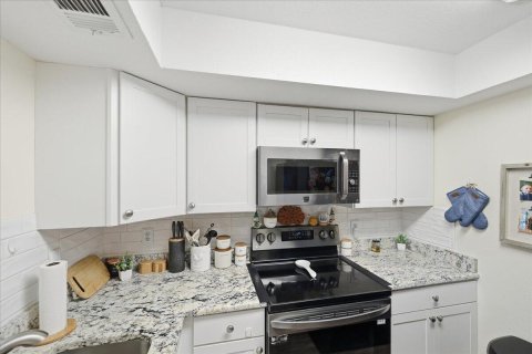 Condominio en venta en Port St. Lucie, Florida, 2 dormitorios, 72.65 m2 № 2077879 - foto 11
