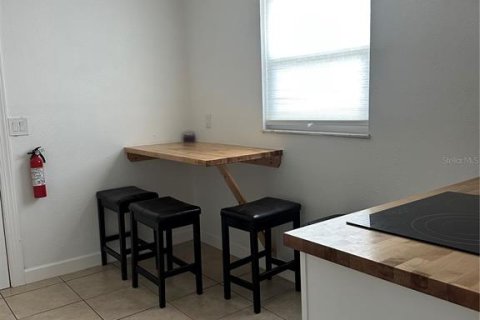 Duplex in Tampa, Florida 2 bedrooms, 132.01 sq.m. № 1909065 - photo 5