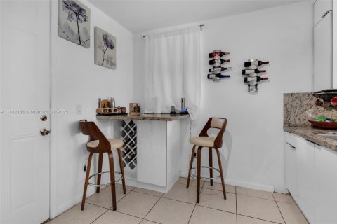 Adosado en venta en Cutler Bay, Florida, 4 dormitorios, 204.48 m2 № 1930898 - foto 13