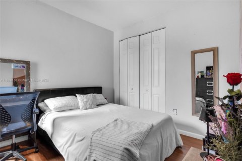 Adosado en venta en Cutler Bay, Florida, 4 dormitorios, 204.48 m2 № 1930898 - foto 27