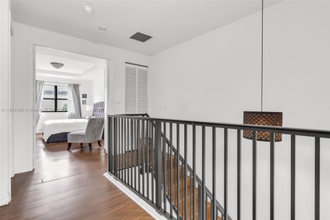 Adosado en venta en Cutler Bay, Florida, 4 dormitorios, 204.48 m2 № 1930898 - foto 26