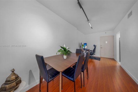 Condominio en venta en Miami Beach, Florida, 1 dormitorio, 77.76 m2 № 2170068 - foto 22