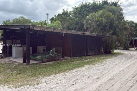 Villa ou maison à vendre à Wellington, Floride: 8 chambres № 2170801 - photo 2