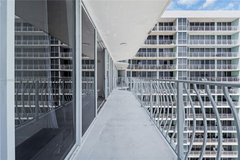 Copropriété à louer à North Bay Village, Floride: 2 chambres, 95.69 m2 № 1925779 - photo 27