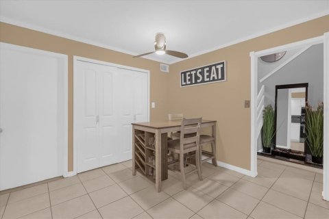Townhouse in Lake Mary, Florida 3 bedrooms, 150.32 sq.m. № 1878137 - photo 11