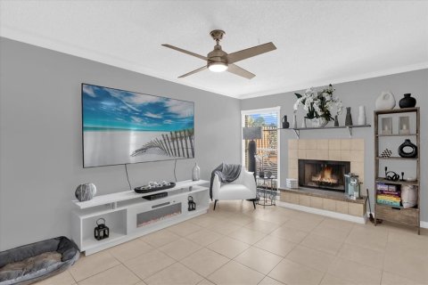 Townhouse in Lake Mary, Florida 3 bedrooms, 150.32 sq.m. № 1878137 - photo 5