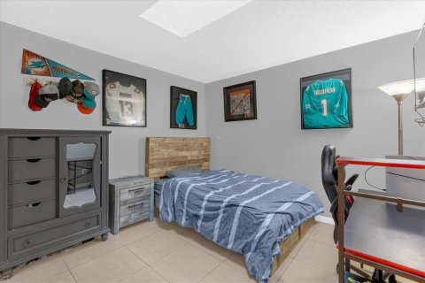Townhouse in Lake Mary, Florida 3 bedrooms, 150.32 sq.m. № 1878137 - photo 17